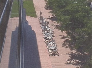 Terrassa del bar, cafeteria, restaurant MONSIEUR FRAN&Ccedil;OIS - HBA que va esta obert a l'avinguda del mar de Gav&agrave; Mar fins que va haver de tancar per sent&egrave;ncia judicial